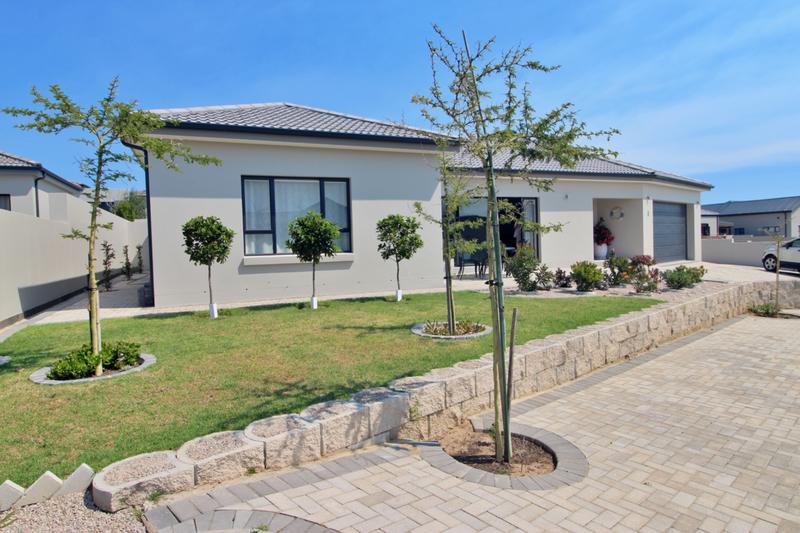 3 Bedroom Property for Sale in Reebok Western Cape